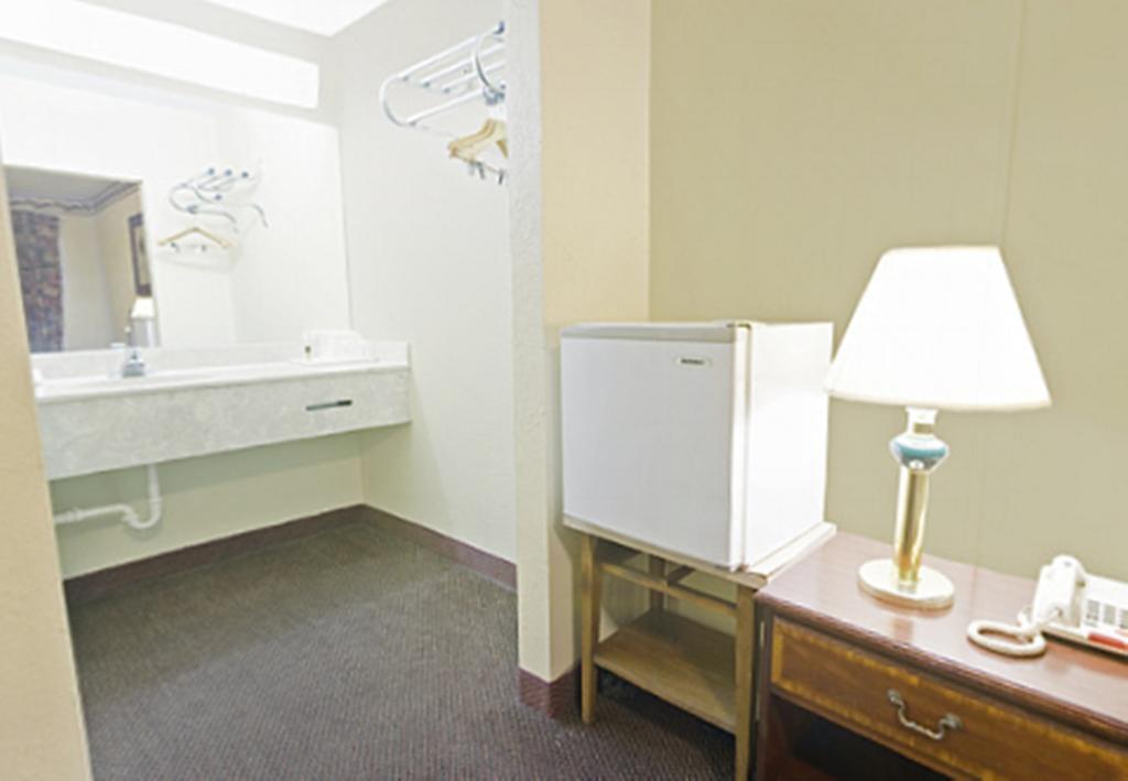 Value Inn Knoxville Buitenkant foto